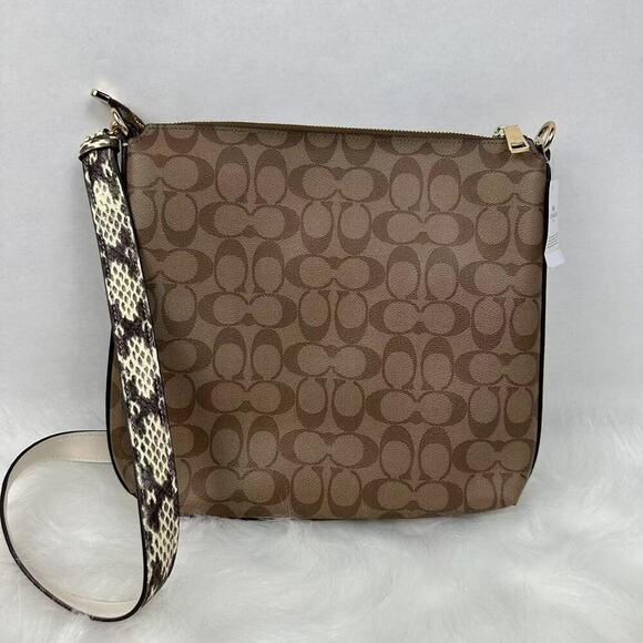 Coach Mae File Crossbody In Signature Canvas In Khaki Chalk Multi F77693 NWT - Picture 4 of 10